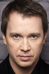 Актер, Продюсер, Актер дубляжа, Сценарист, Режиссер Евгений Миронов