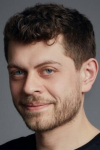 Актер Sezer Aricay