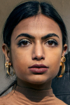 Режиссер, Сценарист Ishana Shyamalan