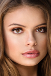 Актриса Hannah Kepple