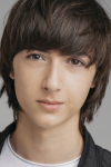 Актер Aymeric Montaz