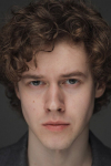 Актер Георгий Шиханов